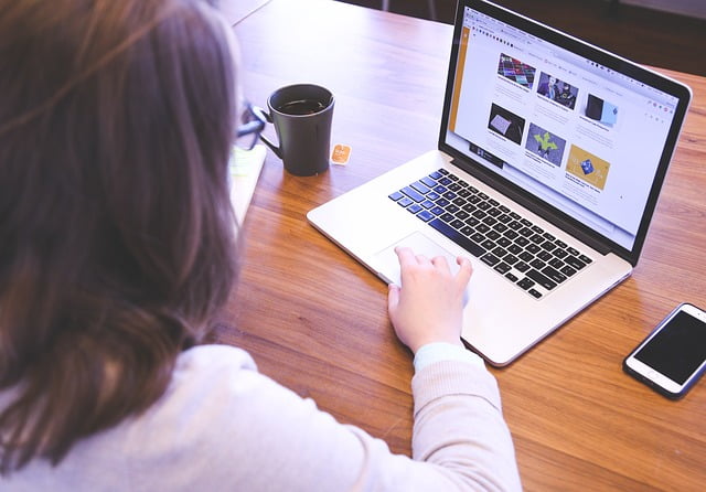 travailler sur internet