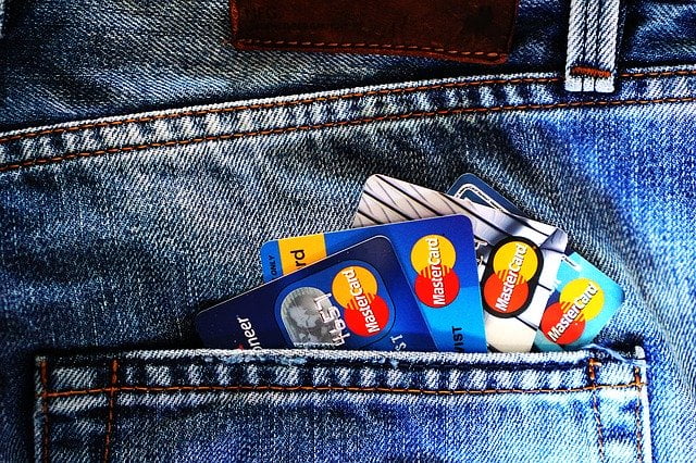 Faut-il renégocier avec sa banque se faire racheter un crédit?