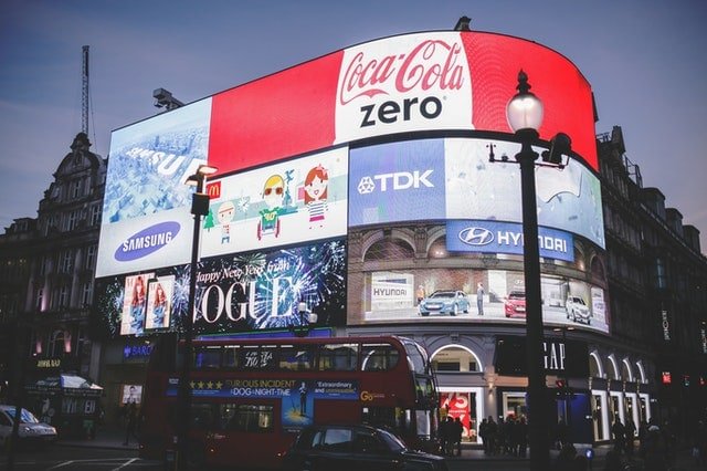 Gagner de l’argent en regardant des pubs : le principe du PTC