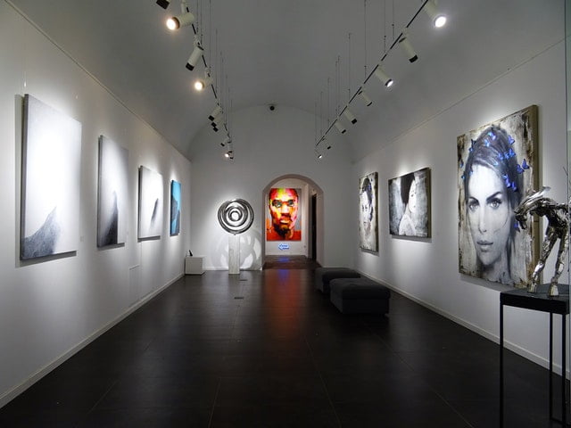 Vendre ses dessins via une exposition