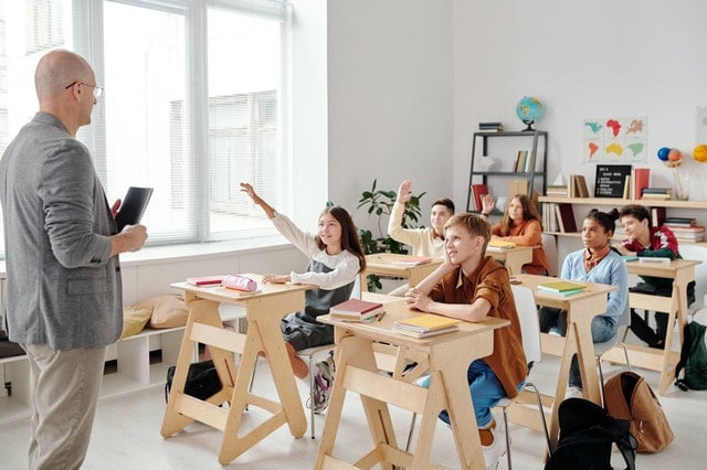 Comment faire des économies sur l’achat des fournitures scolaires ?